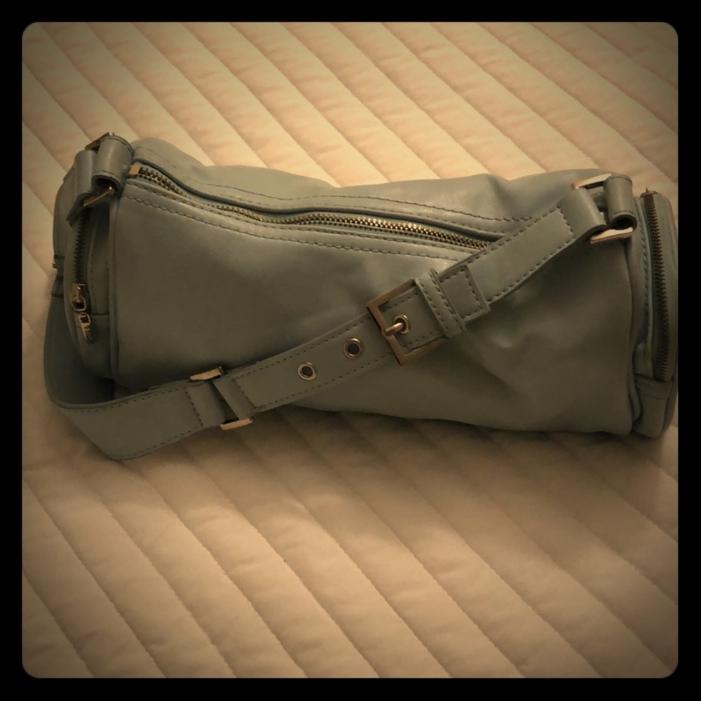 Young Mango shoulder bag